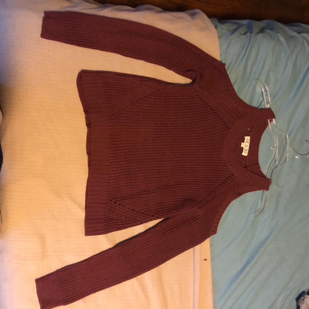 Shoulderless maroon sweater